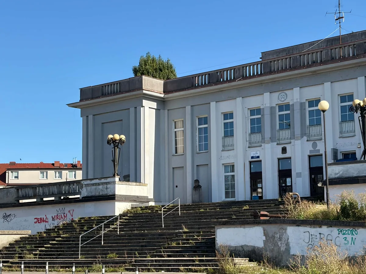Morski Dom Kultury w Gdańsku wystawiony na sprzedaż za 28,9 mln zł. Miasto rozważa wywłaszczenie zabytku – zdjęcie 2