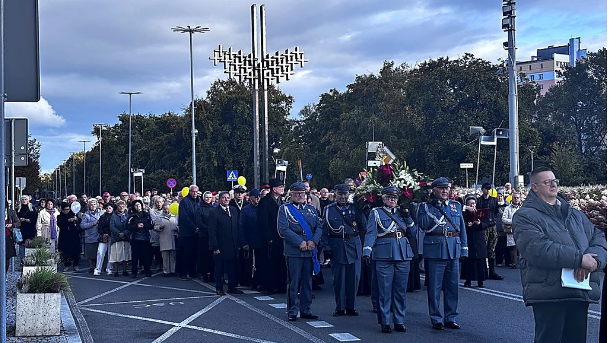 Dzień Papieski w Gdyni. Mieszkańcy przeszli ulicami miasta