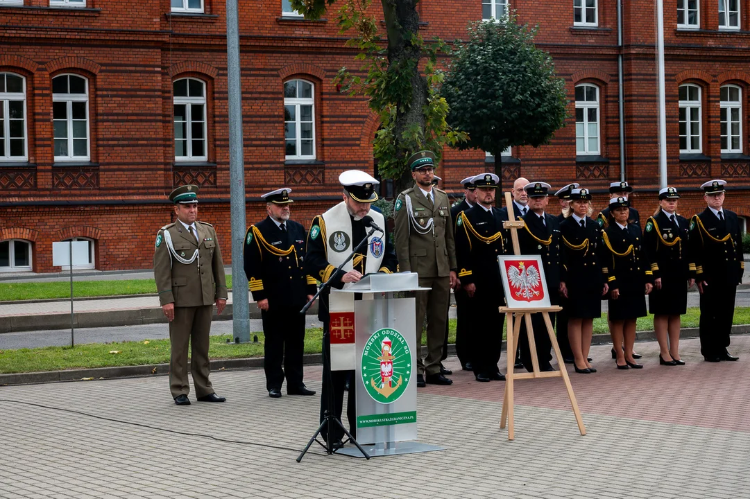 Nowi funkcjonariusze Straży Granicznej w Gdańsku. 55 osób rozpoczęło służbę